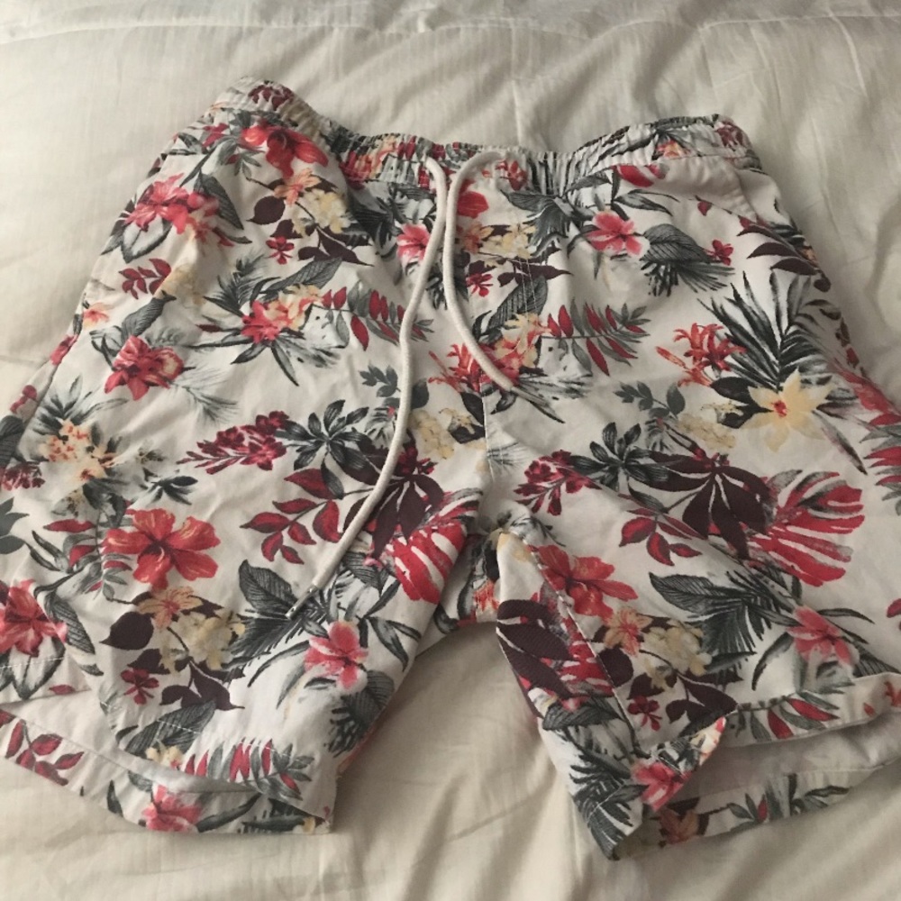 Men’s Flowers Shorts